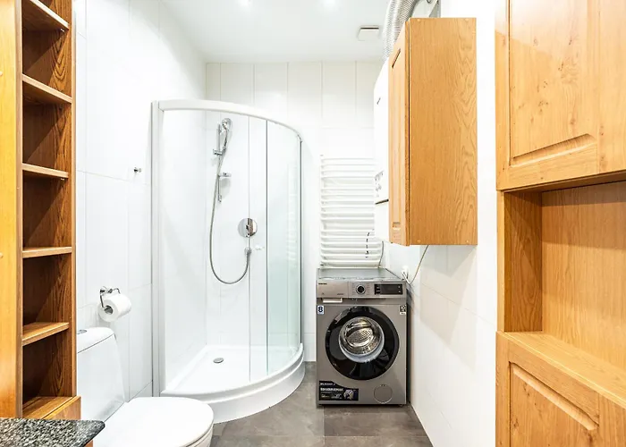 Rentplanet - Przy Plantach * Krakau