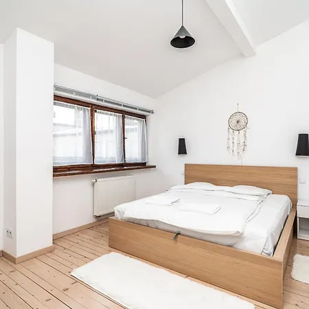 Rentplanet - Przy Plantach * Kraków